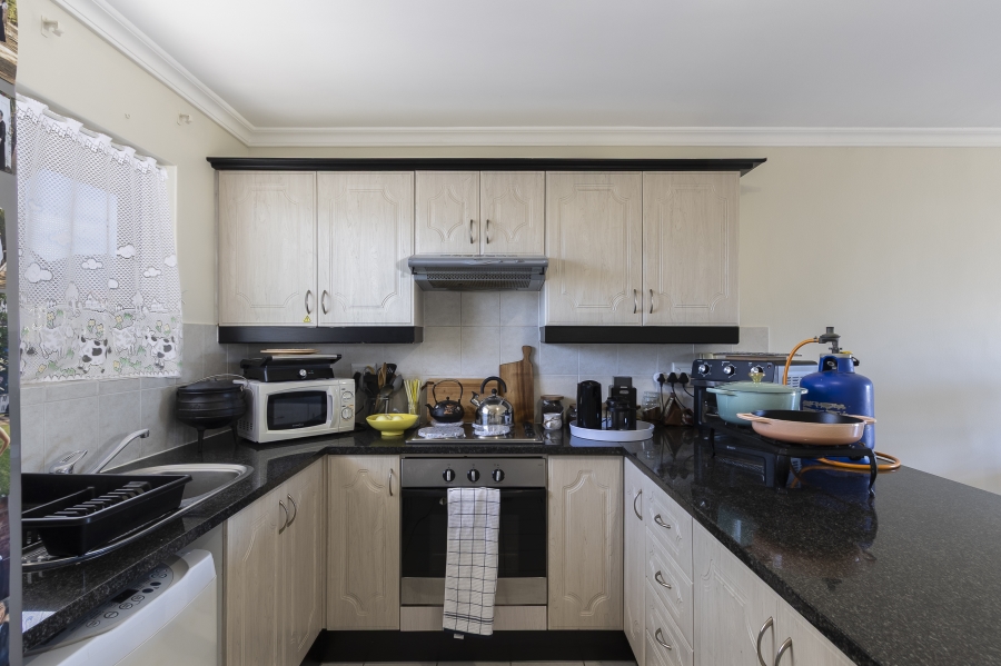 2 Bedroom Property for Sale in Heritage Park Western Cape